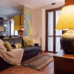 Vfh Stylish Boutique Apartment-city Center Appartamento